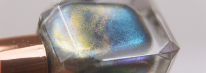 Магнитный лак Psilocybin от Clionadh (да-да, они выпускают не только тени)