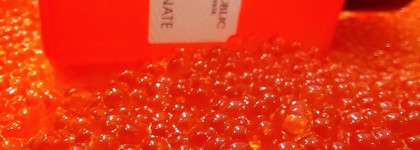 Banana Republic velvet pomegranate: сочно и вкусно