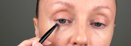 Дневной макияж с палеткой Essence The Rose Edition Eyeshadow Palette: всего 2 оттенка и лифтинг-румянец тенями