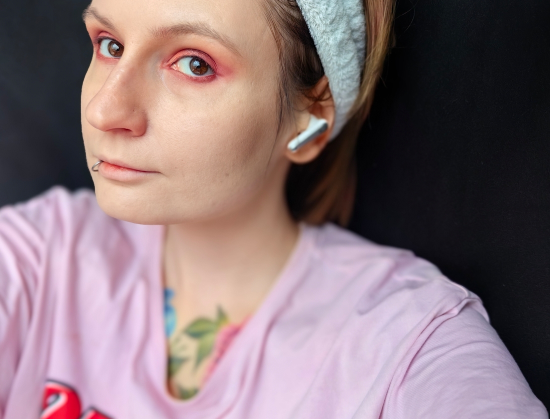 До нанесения румян