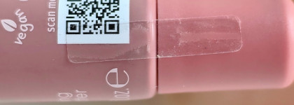 Essence the super peptide glossy lip treatment: аналог Rhode по цене чашки кофе?