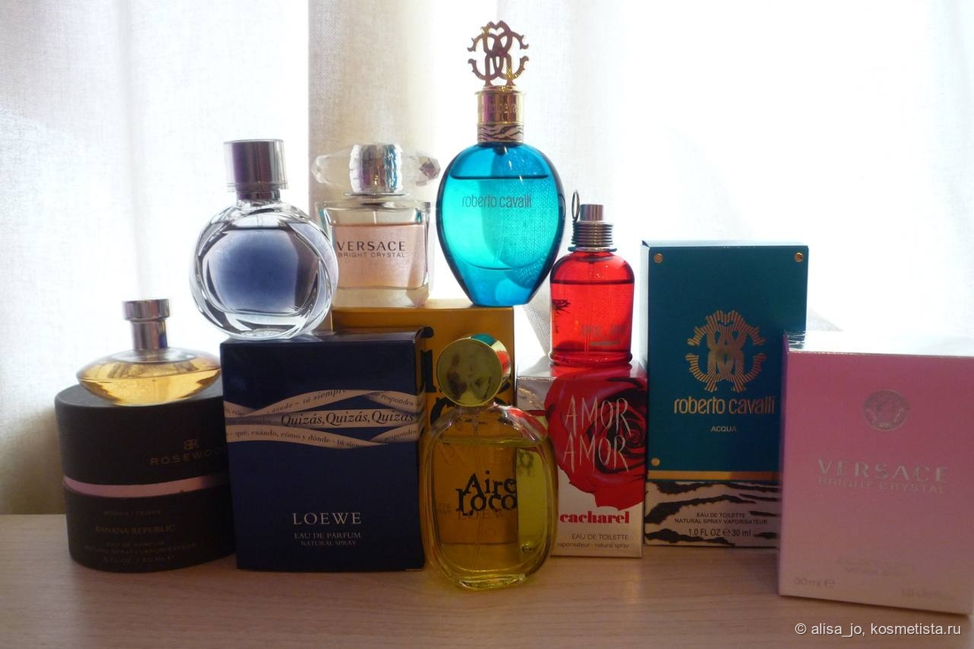 Roberto Cavalli Aqua - флакон из 2014 года среди других моих ароматов того времени, старое фото