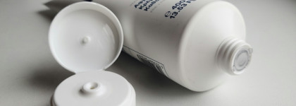 Очищающий крем Korres Greek Yoghurt Foaming Cream Cleanser: мягкость греческого йогурта для кожи