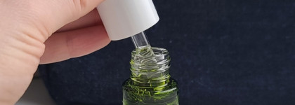 Бархатистость и сияние за несколько капель: сыворотка для лица от Korres Santorini Grape Velvet Skin Drink