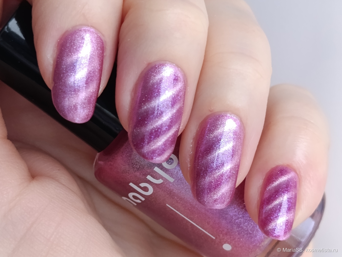 Три слоя лака "Шарлотта" с базой, без топа.