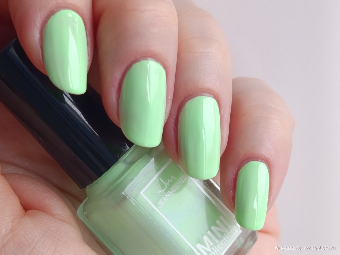 Три слоя лака с базой, без топа.