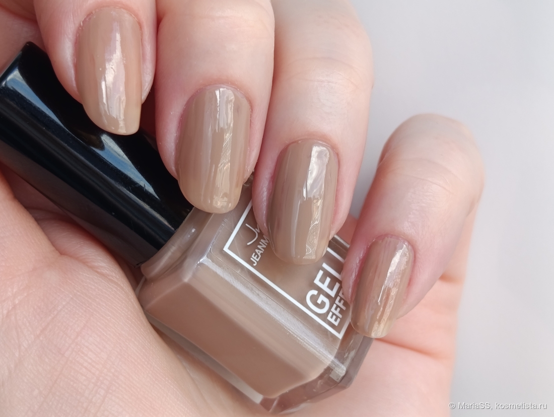 Один слой лака.