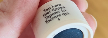 Плюшевые новинки от Catrice: Румяна Soft Embrace Liquid Shimmer в оттенке C01 Rosy Glow и мусс для губ Soft Embrace Pillow Matte Lip Mousse в оттенке C02 Dark Rosewood