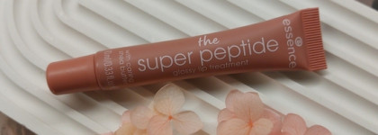Бальзам для губ Essence ухаживающий the super peptide glossy lip treatment| Оттенок 03 Toffeetastic