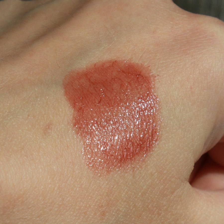 Свотчи при дневном освещении