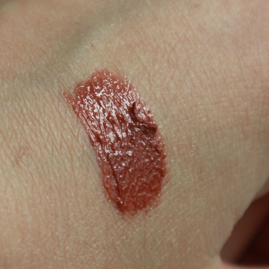 Свотчи при комнатном освещении