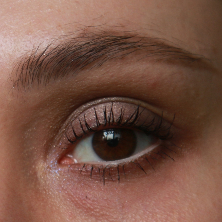 Внешний вид использования с макияжем