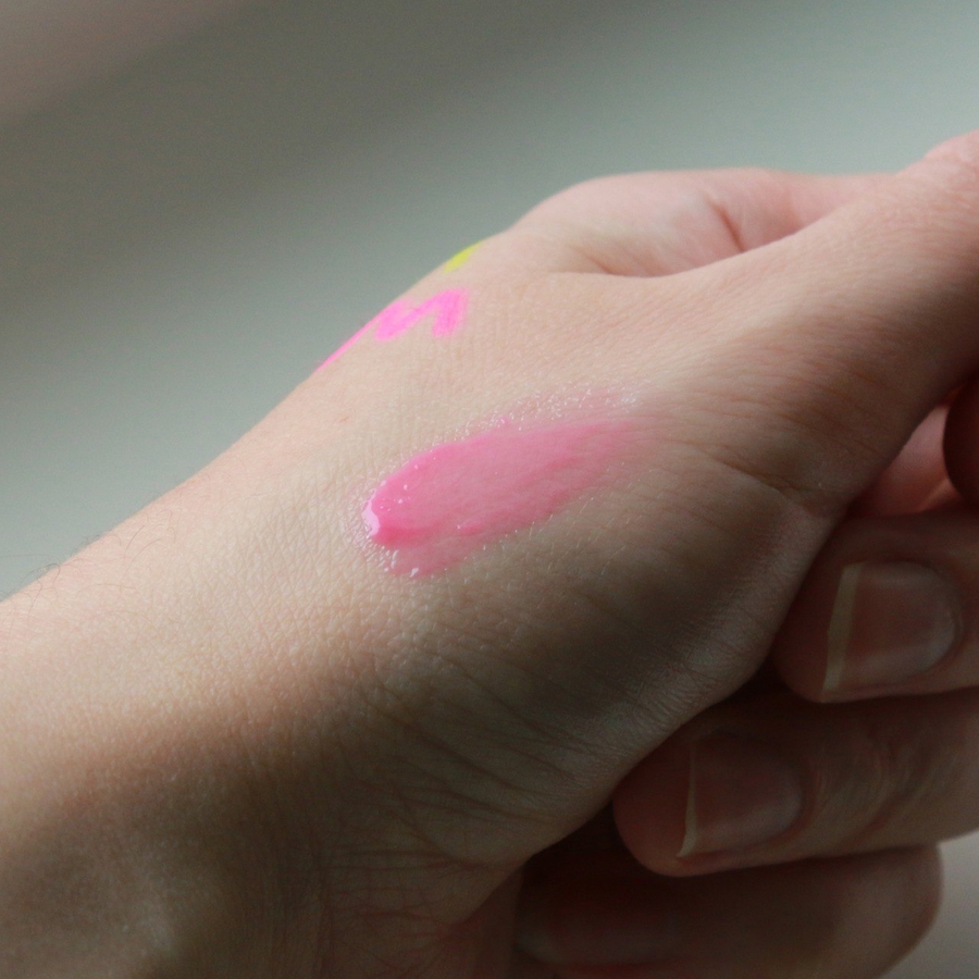 Свотчи на руке