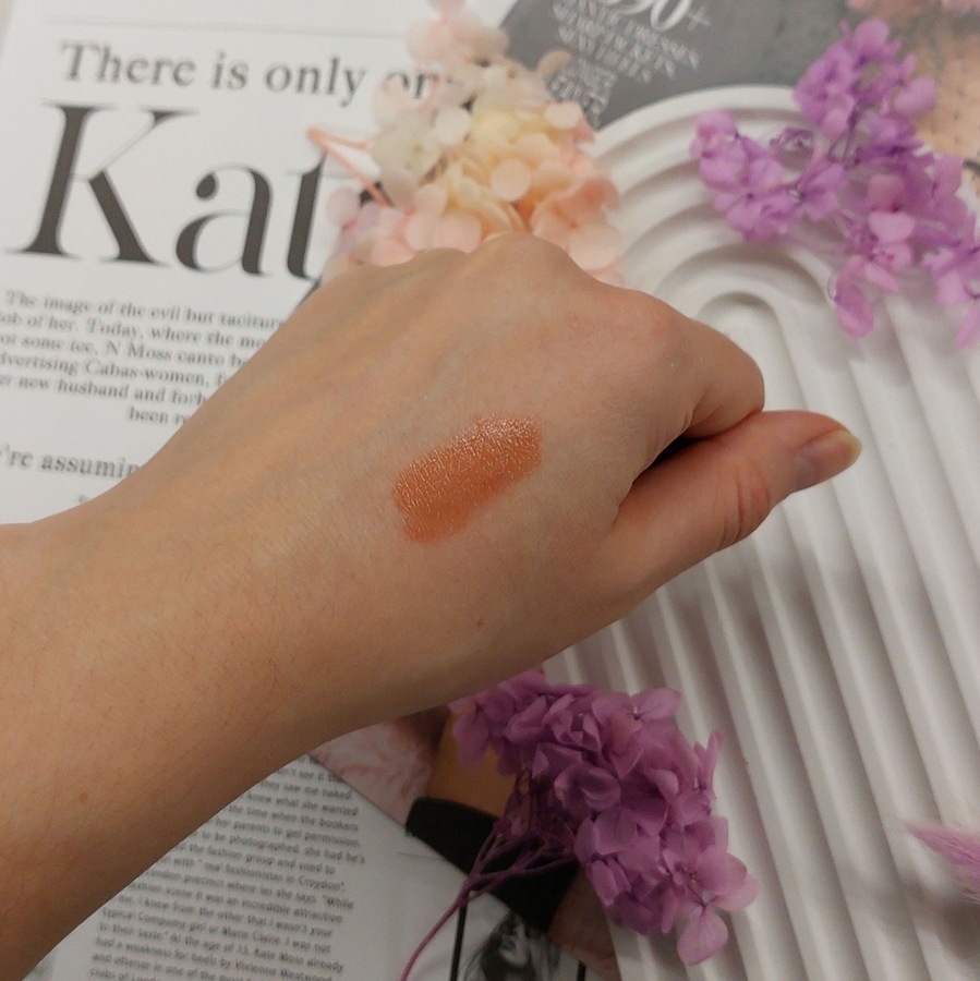 Свотчи на руке