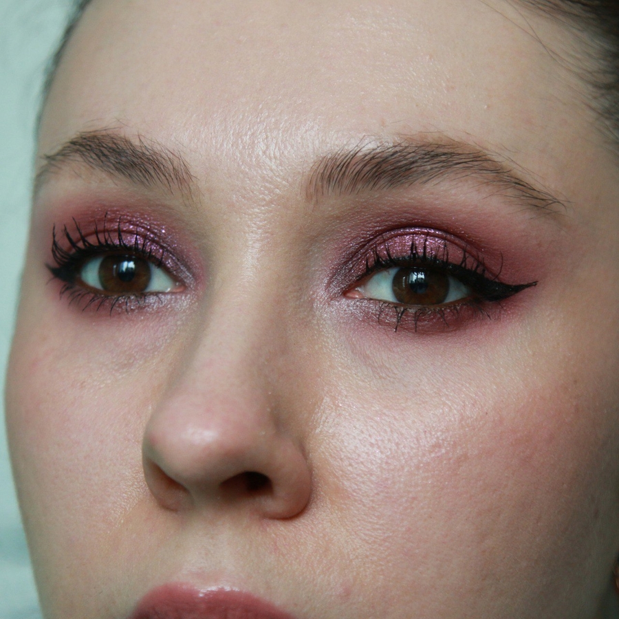 Макияж при комнатном освещении