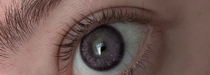 Один из фаворитов 2025 года - тушь Relouis Touché. Далеко не новинка, но теперь в формате термотуши. Оттенок 01 Black