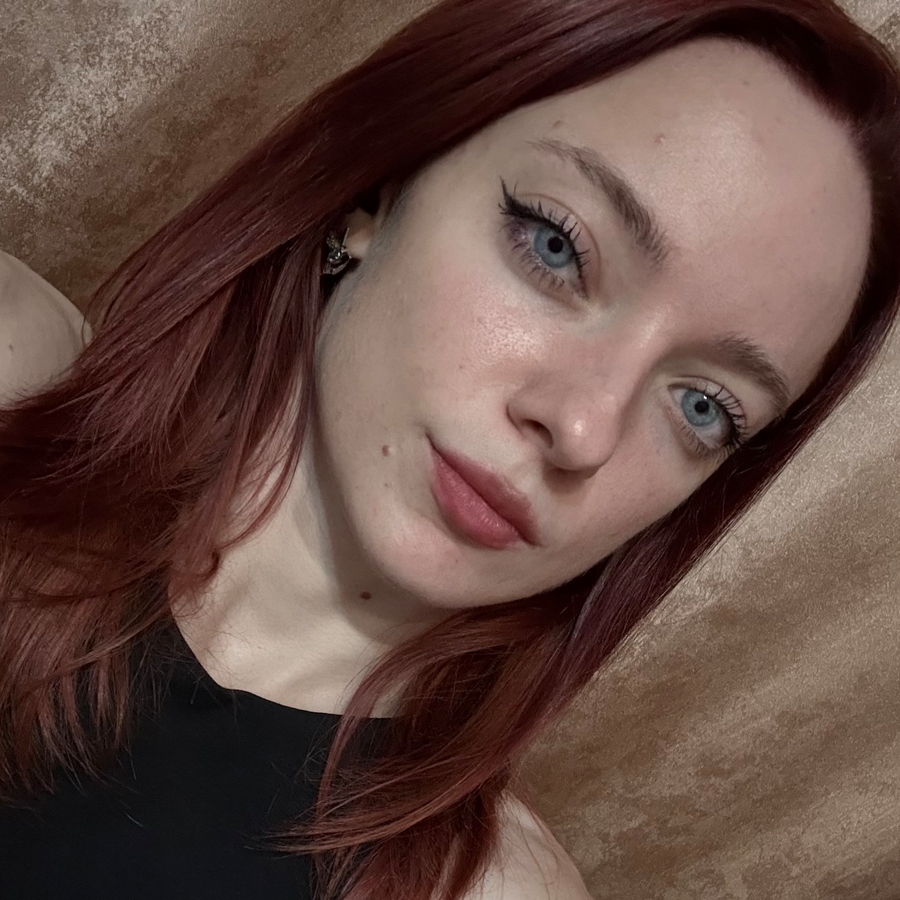 Здесь только на губах