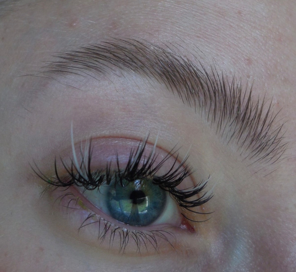 Уложила гелем