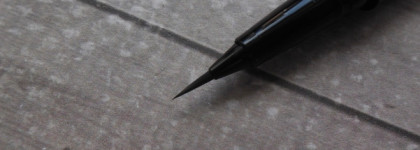 Воздушные бровки и роскошные шоколадные стрелочки. Маркер с тончайшей кистью Relouis Micro Eyebrow Marker в оттенке Taupe 02