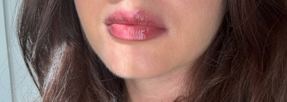 Мои идеальные осенние новинки: Catrice Gloss Obsessed Lip Glaze 060 и Maybelline lifter glaze 008