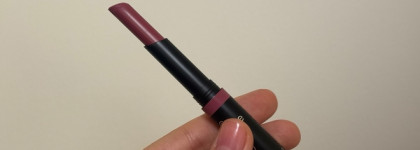 Трое из ларца: бархатные помады Slim Stick от Essense в оттенках 103 Brickroad, 104 Baby Got Blush и 105 Velvet Punch