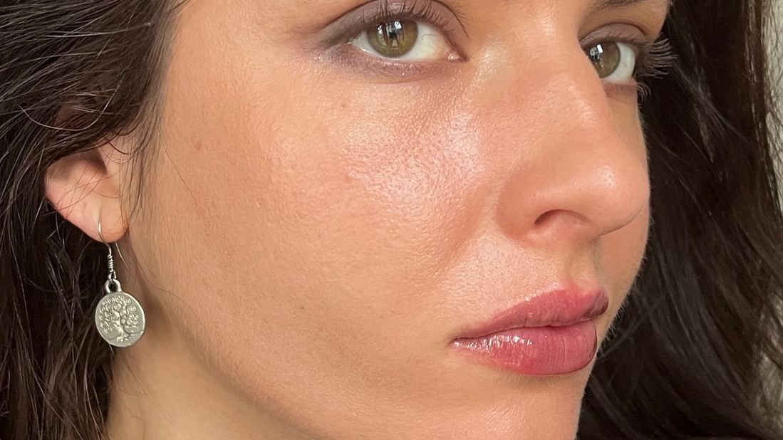 кожа смотрится живой