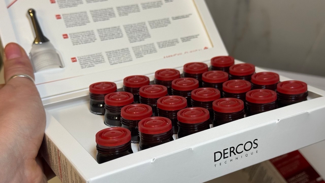 в упаковке 21 флакон + многоразовый аппликатор