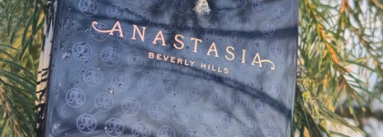 Румяна моей зимы с летней атмосферой: Anastasia Beverly Hills blush trio (peachy love)