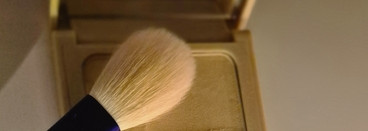 Пудра, с которой не сложилось: Bobbi Brown Nude Finish Illuminating Powder (Nude)