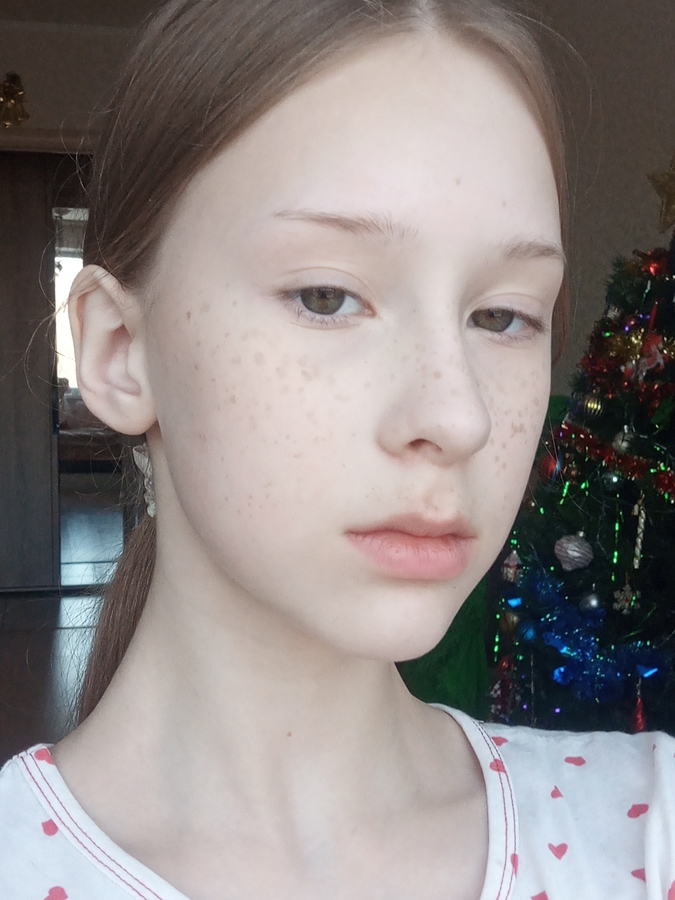 Вдали. Дневной свет