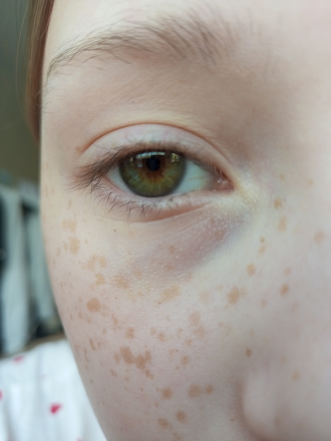 Фото до макияжа. Дневной свет.