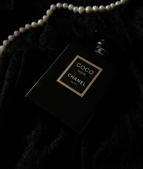 Изысканный и дорогой аромат Chanel Coco Noir. Кому подойдет?
