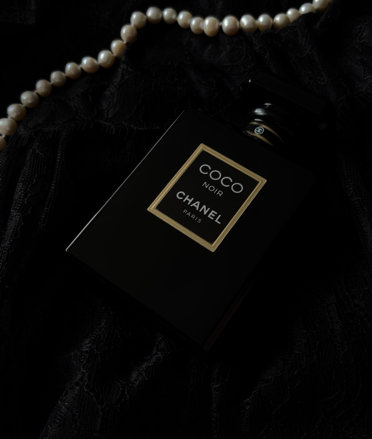 Изысканный и дорогой аромат Chanel Coco Noir. Кому подойдет?