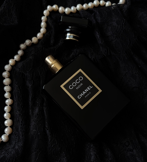 Изысканный и дорогой аромат Chanel Coco Noir. Кому подойдет?