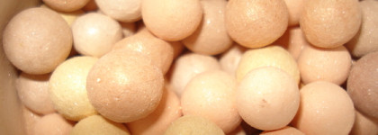 Пудра, сверкалки, румяна