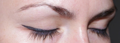 Моя энная подводка YSL Eyeliner Moire Liquid Eyeliner